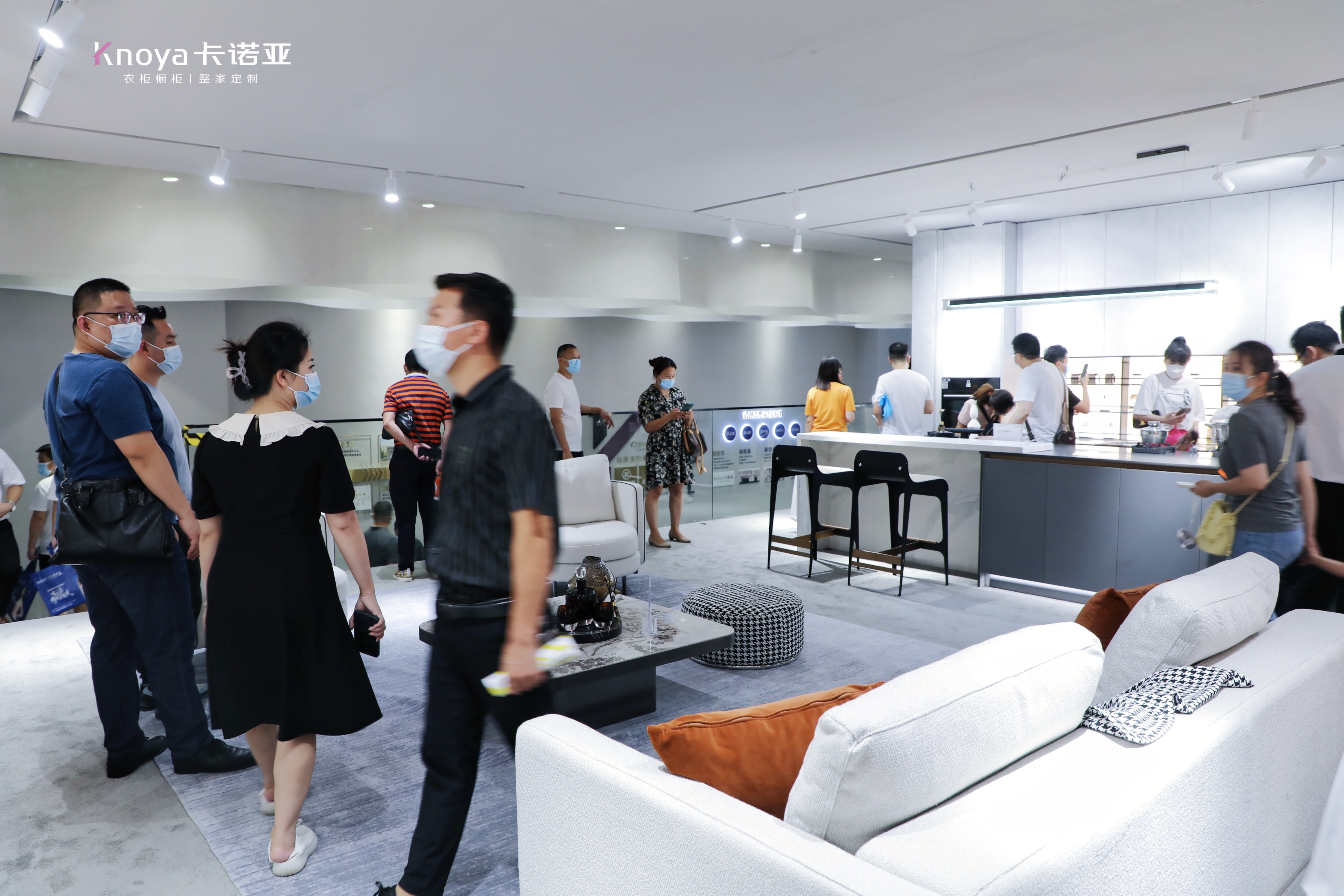 產(chǎn)品升級(jí)，以顏值與品質(zhì)圈粉